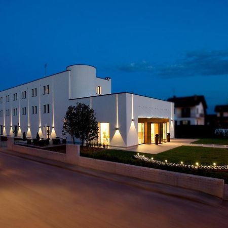 Hotel Napoleon Кераско Экстерьер фото
