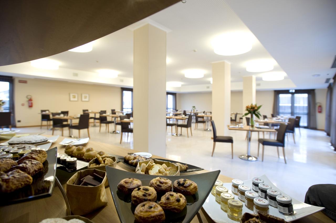 Hotel Napoleon Кераско Экстерьер фото
