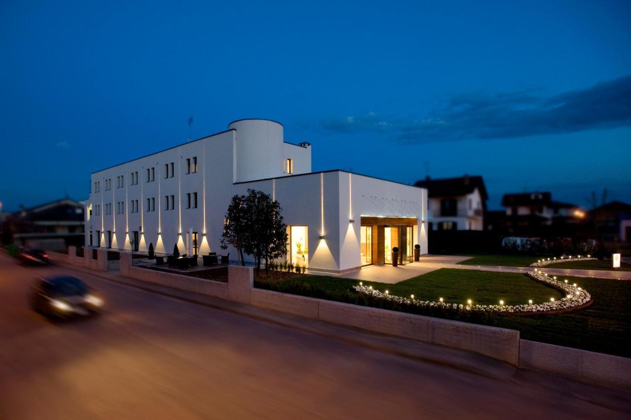Hotel Napoleon Кераско Экстерьер фото